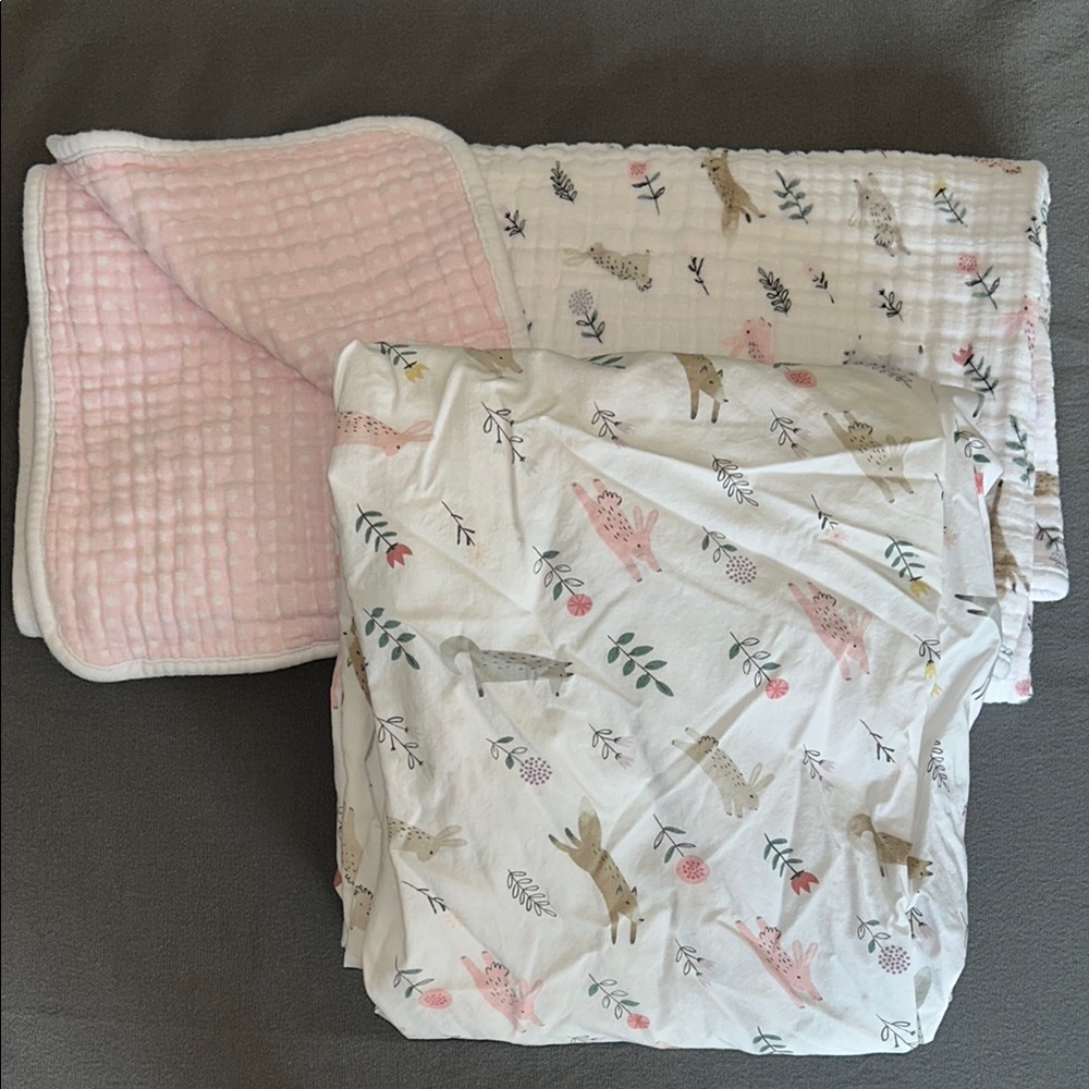 Pottery Barn Ramona Organic Crib Fitted Sheets & Oversized Muslin Baby Blanket